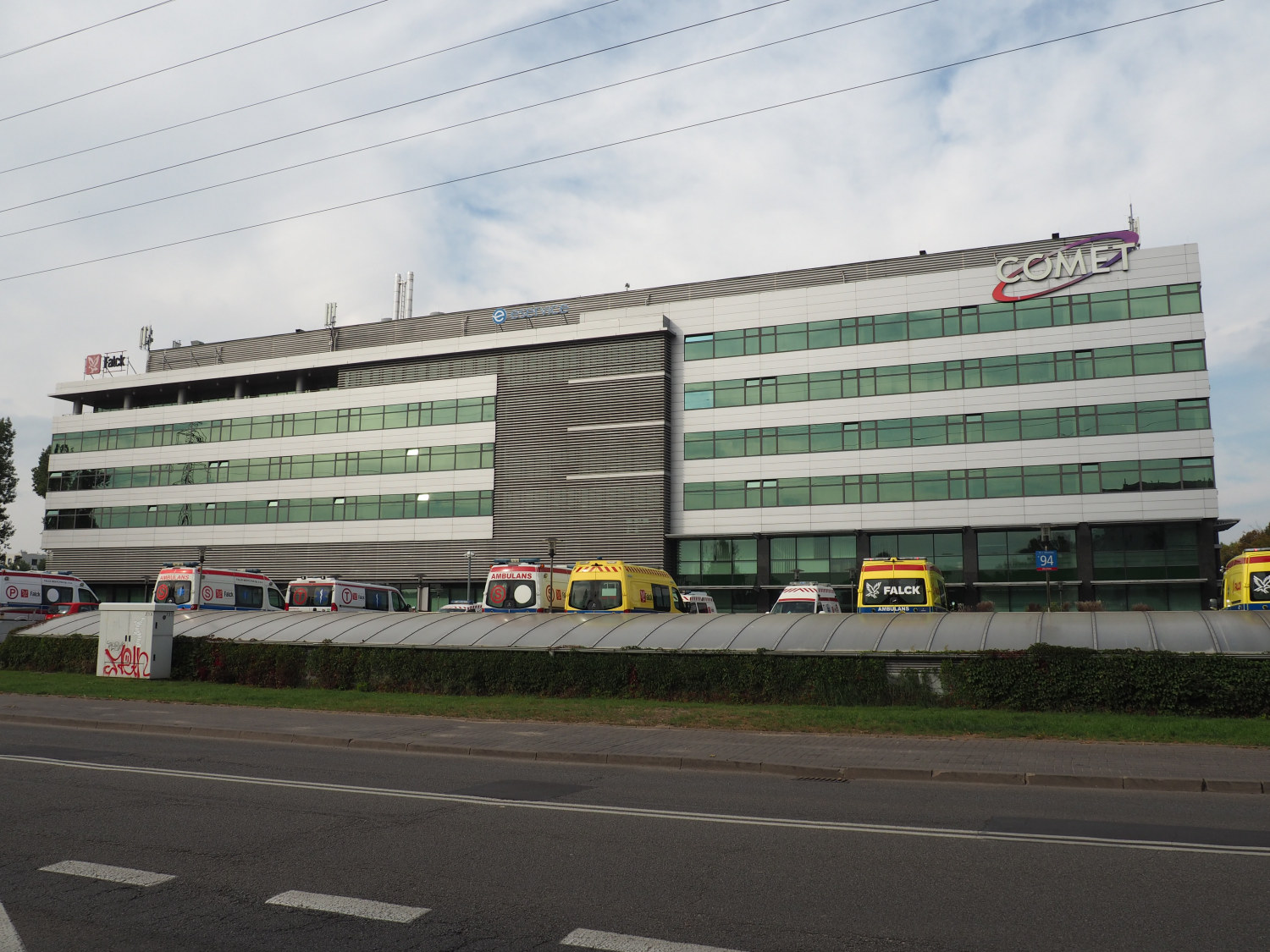 Zdjęcie architektury budynku Kolmet (obecnie Comet Business Center)